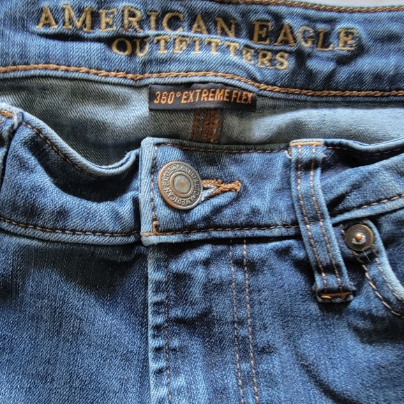 American Eagle Jeans - Picture 2 of 4